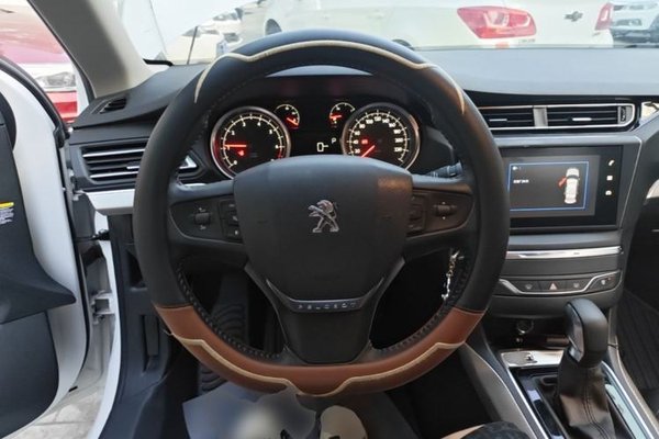 Peugeot 408 2019, 84800 км, за 7284 USD - фото 13