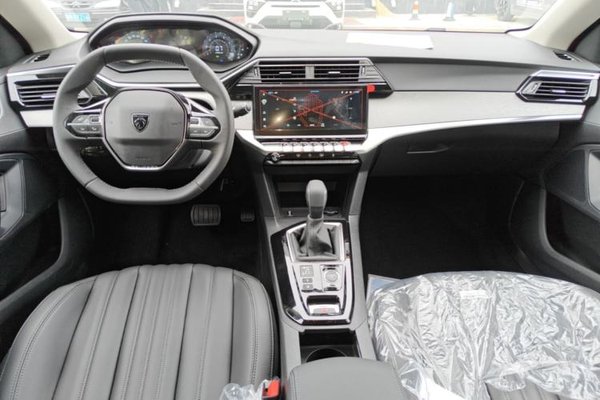 Peugeot 408 2024, 100 км, за 14242 USD - фото 12