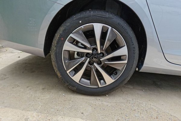 Peugeot 408 2024, 100 км, за 14242 USD - фото 11