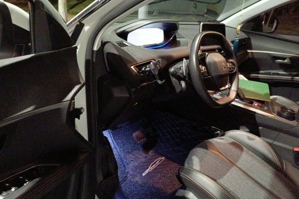 Peugeot 5008 2017, 121500 км, за 6867 USD - фото 16