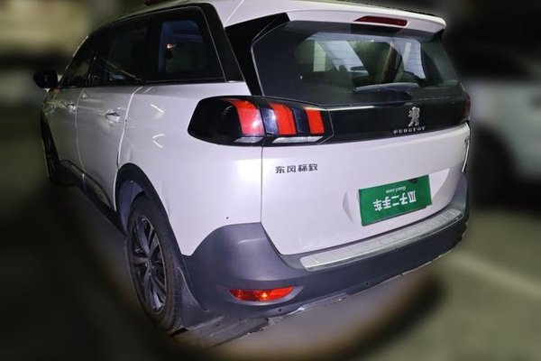 Peugeot 5008 2017, 99100 км, за 6745 USD