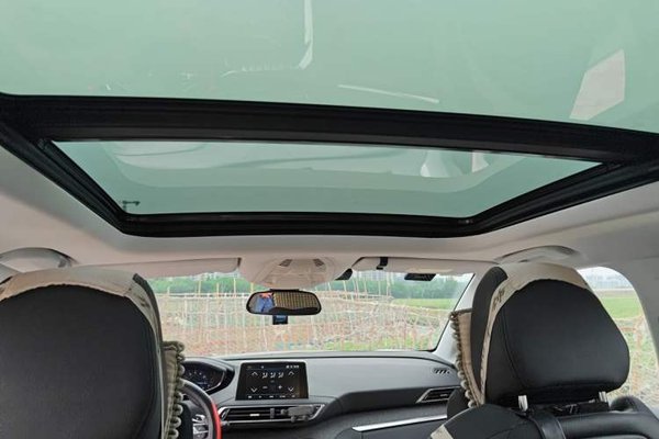 Peugeot 5008 2017, 63500 км, за 8963 USD - фото 19