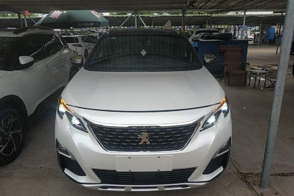 Peugeot 5008 2017, 97600 км, за 11511 USD