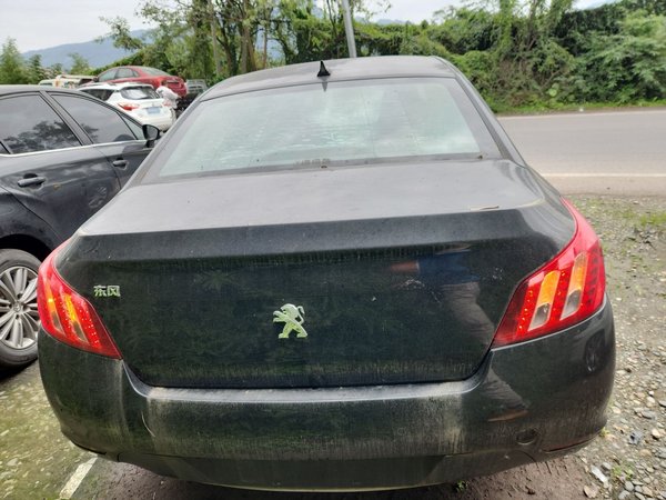 Peugeot 508 2013, 139600 км, за 6158 USD