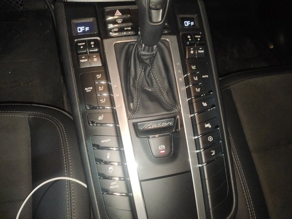 Porsche Macan 2020, 55900 км, за 37828 USD - фото 15