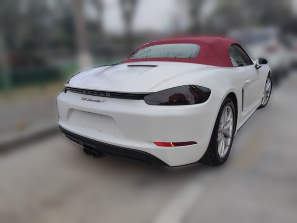 Porsche 718 2020, 33600 км, за 51596 USD