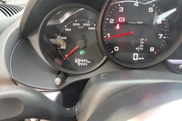 Porsche 718 2020, 69400 км, за 44668 USD - фото 12