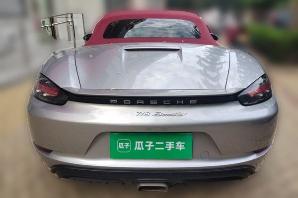 Porsche 718 2020, 69400 км, за 44668 USD