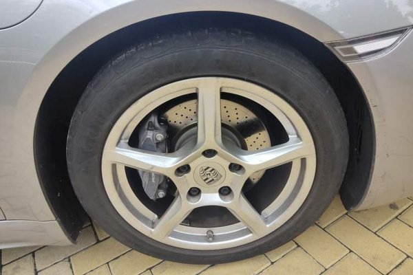 Porsche 718 2020, 69400 км, за 44668 USD - фото 8
