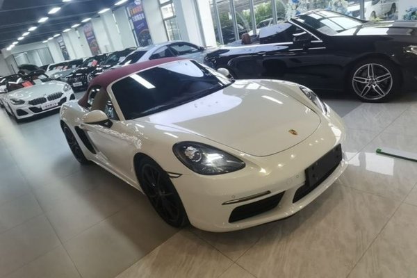 Porsche 718 2020, 47699 км, за 52192 USD