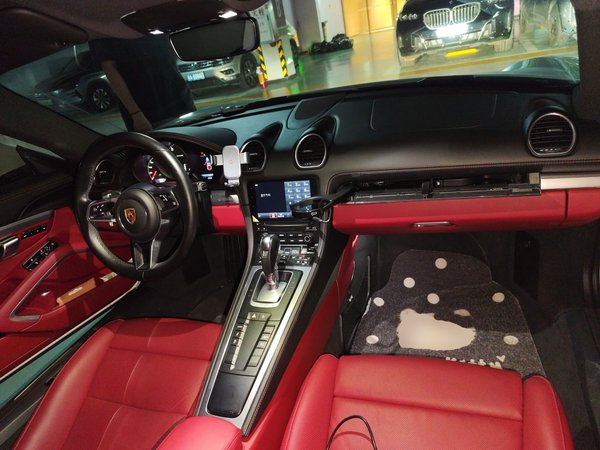 Porsche 718 2022, 16900 км, за 59795 USD - фото 12