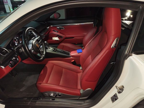 Porsche 718 2022, 16900 км, за 59795 USD - фото 9