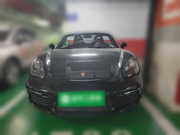 Porsche 718 2023, 16400 км, за 71438 USD