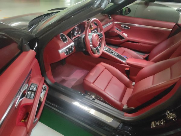 Porsche 718 2023, 16400 км, за 71438 USD - фото 17