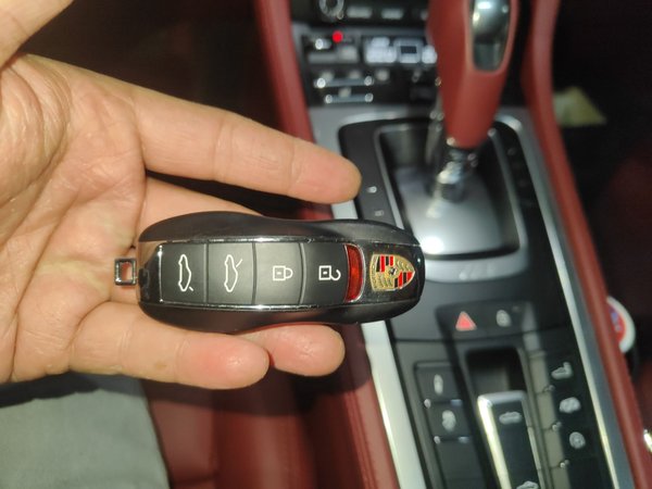 Porsche 718 2023, 16400 км, за 71438 USD - фото 9