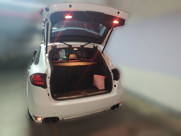 Porsche Cayenne 2012, 161200 км, за 18157 USD - фото 20