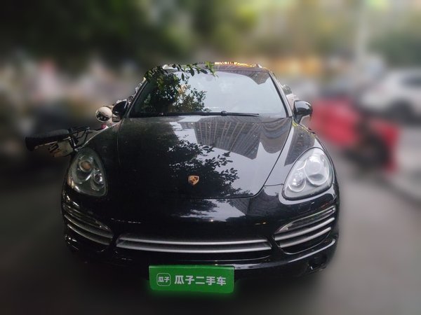 Porsche Cayenne 2014, 139600 км, за 18291 USD