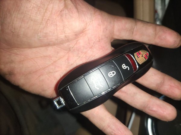 Porsche Cayenne 2014, 139600 км, за 18291 USD - фото 17