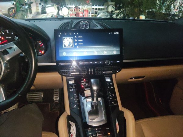 Porsche Cayenne 2014, 139600 км, за 18291 USD - фото 18