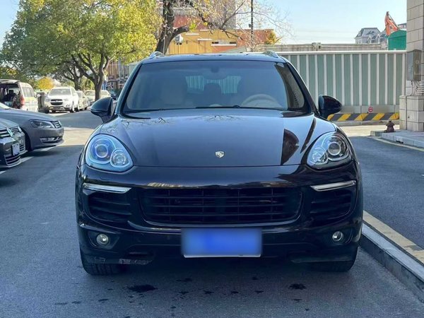 Porsche Cayenne 2015, 104400 км, за 29951 USD