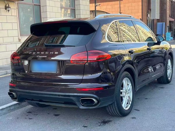 Porsche Cayenne 2015, 104400 км, за 29951 USD