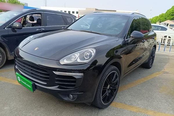 Porsche Cayenne · 2016 год