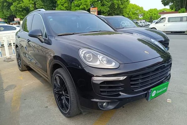 Porsche Cayenne 2016, 170600 км, за 28687 USD