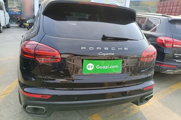 Porsche Cayenne 2016, 170600 км, за 28687 USD