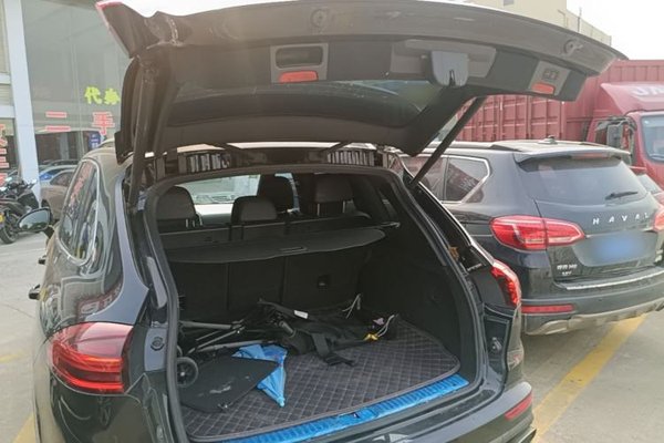 Porsche Cayenne 2016, 170600 км, за 28687 USD - фото 22