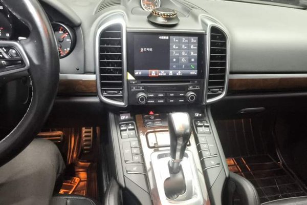 Porsche Cayenne 2016, 117000 км, за 31146 USD - фото 13