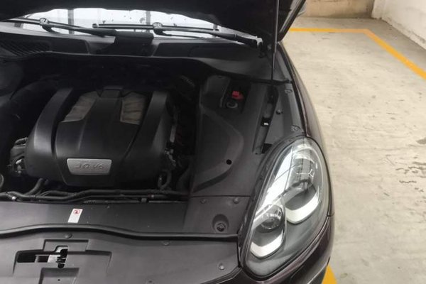 Porsche Cayenne 2016, 117000 км, за 31146 USD - фото 22
