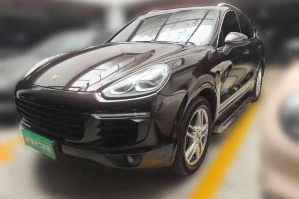 Porsche Cayenne · 2016 год