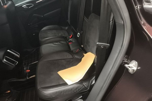 Porsche Cayenne 2016, 117000 км, за 31146 USD - фото 17