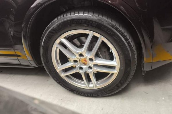 Porsche Cayenne 2016, 117000 км, за 31146 USD - фото 8