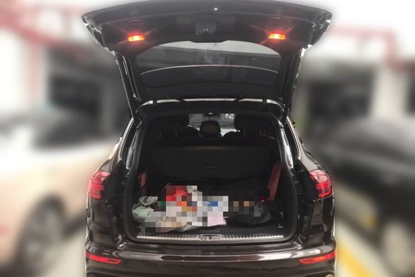 Porsche Cayenne 2016, 117000 км, за 31146 USD - фото 19