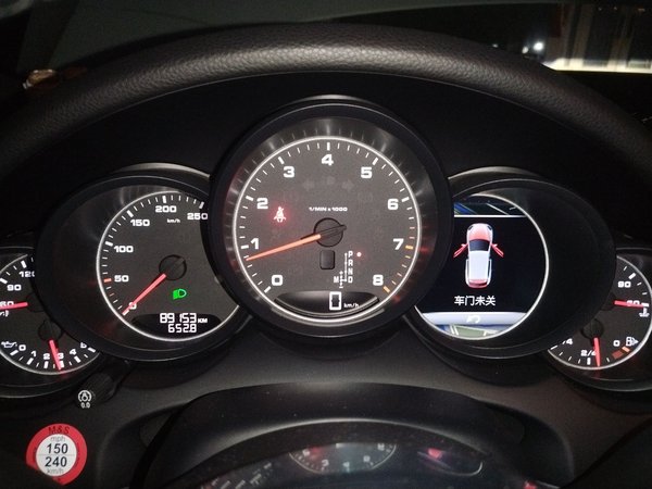 Porsche Cayenne 2016, 89100 км, за 35643 USD - фото 12