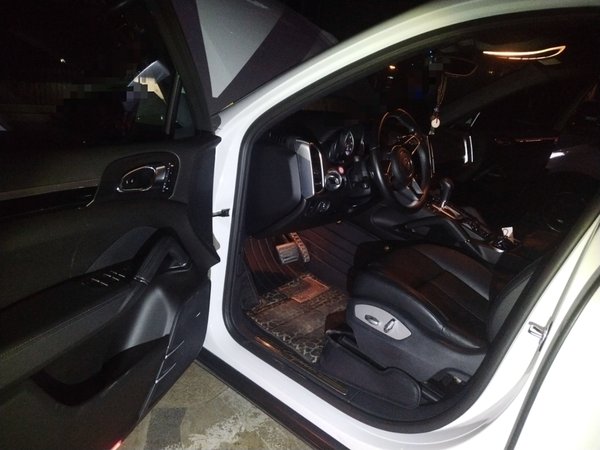 Porsche Cayenne 2016, 89100 км, за 35643 USD - фото 14