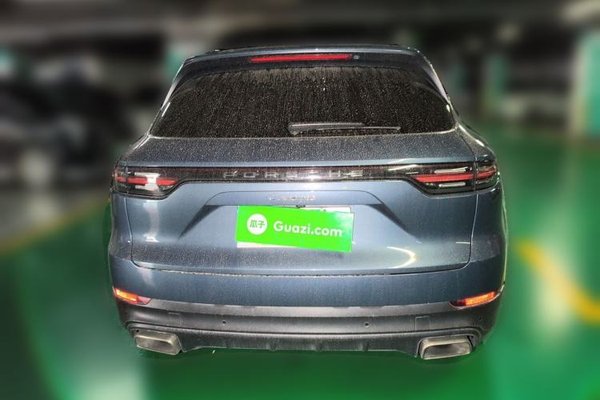 Porsche Cayenne 2018, 100600 км, за 44663 USD
