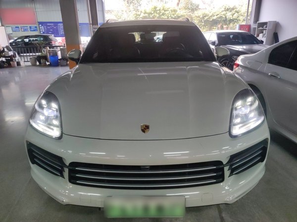 Porsche Cayenne E-Hybrid 2019 Cayenne E-Hybrid 2.0T, 2019 года