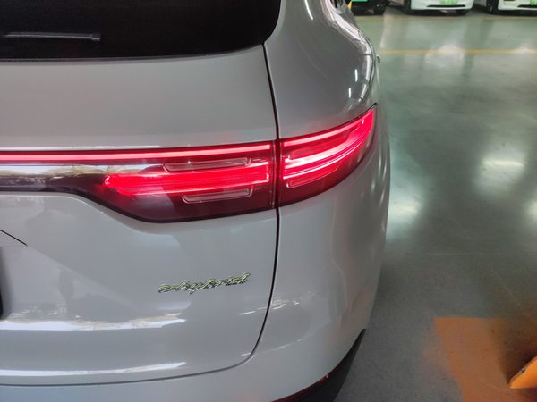 Porsche Cayenne E-Hybrid 2019, 79800 км, за 40496 USD - фото 8