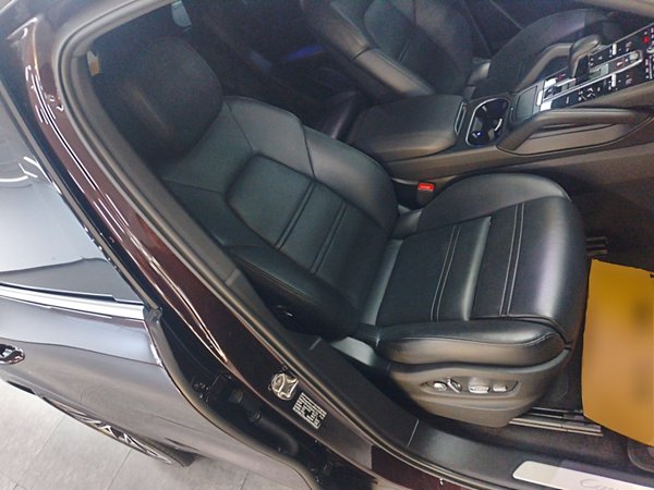 Porsche Cayenne 2019, 70400 км, за 65989 USD - фото 23