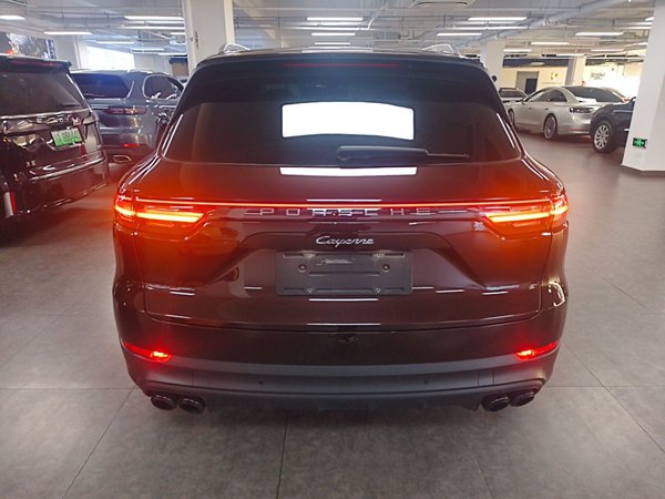 Porsche Cayenne 2019, 70400 км, за 65989 USD - фото 6