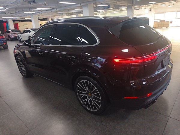 Porsche Cayenne 2019, 70400 км, за 65989 USD - фото 5