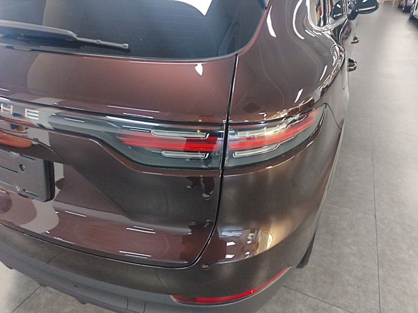 Porsche Cayenne 2019, 70400 км, за 65989 USD - фото 8