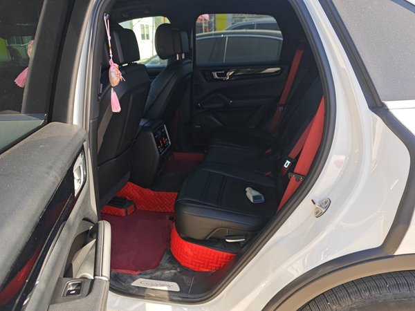 Porsche Cayenne 2019, 73900 км, за 68295 USD - фото 22