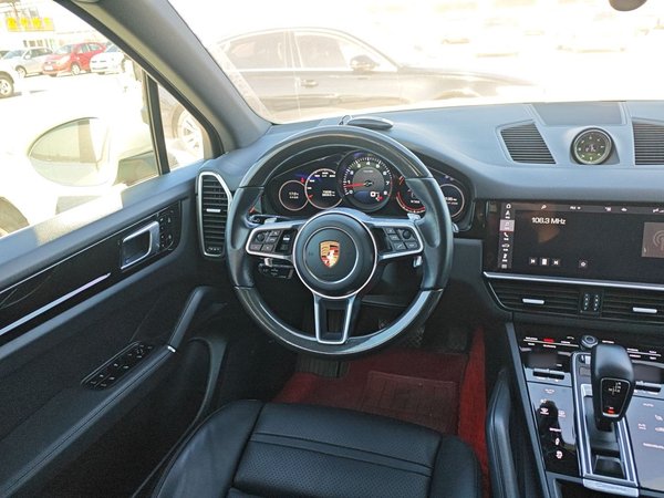 Porsche Cayenne 2019, 73900 км, за 68295 USD - фото 12