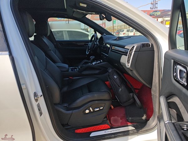 Porsche Cayenne 2019, 73900 км, за 68295 USD - фото 23