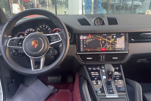 Porsche Cayenne E-Hybrid 2019, 58500 км, за 54211 USD - фото 10