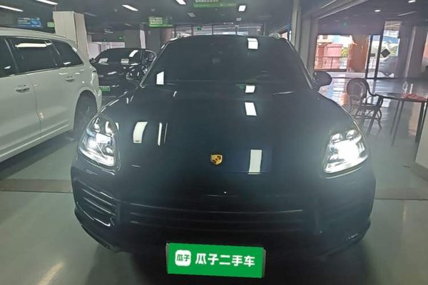 Porsche Cayenne E-Hybrid 2020, 118699 км, за 48934 USD