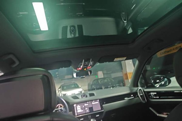 Porsche Cayenne E-Hybrid 2020, 118699 км, за 48934 USD - фото 21